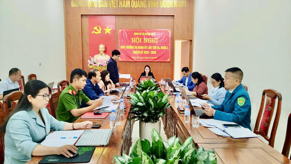 BAN THƯỜNG VỤ ĐẢNG ỦY XÃ THỐNG NHẤT KHÓA I, NHIỆM KỲ 2025 - 2030 TỔ CHỨC KỲ HỌP THỨ 04