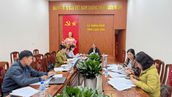 LÃNH ĐẠO ỦY BAN NHÂN DÂN XÃ HỌP BAN TỔ CHỨC HỘI THI GIÁO VIÊN MẦM NON, TIỂU HỌC DẠY GIỎI CẤP XÃ NĂM 2025