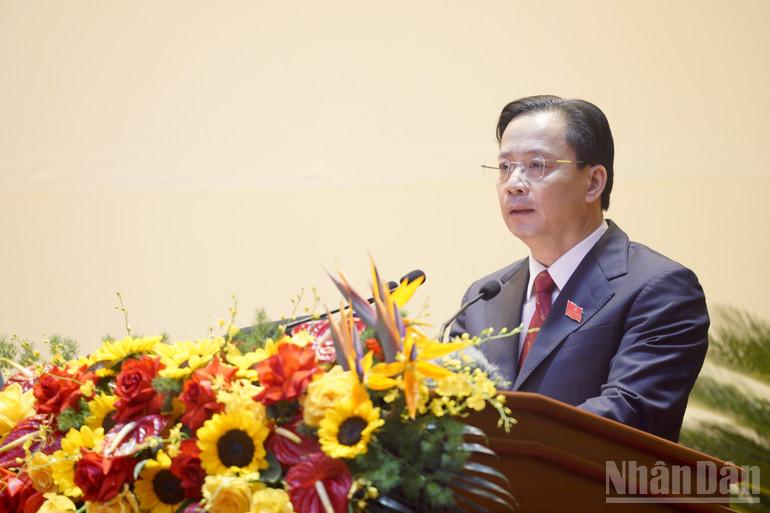 Đồng chí Hoàng Văn Nghiệm, Bí thư Tỉnh ủy, Trưởng đoàn đại biểu Quốc hội tỉnh Lạng Sơn phát biểu khai mạc đại hội. ndo_br_img-0619.jpg